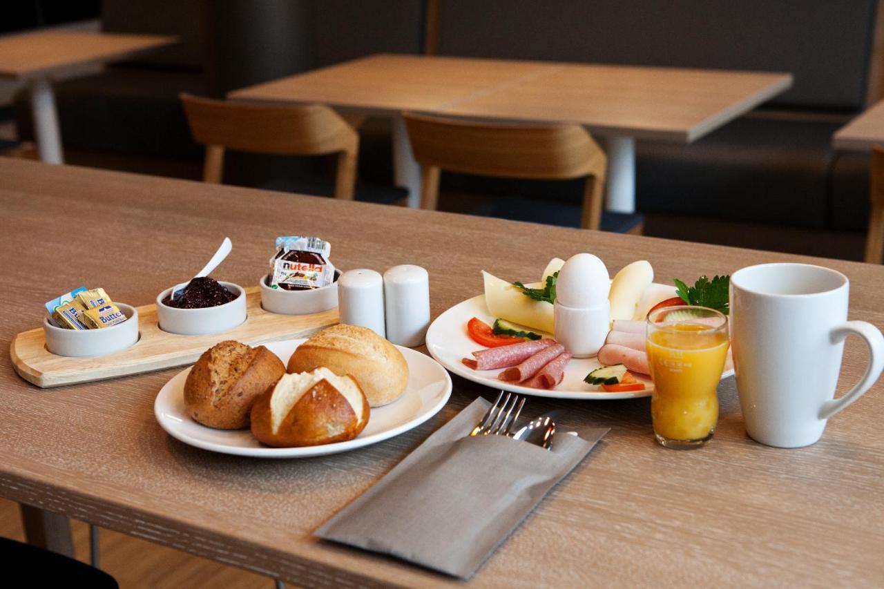 Holiday Inn Express - Remscheid Esterno foto