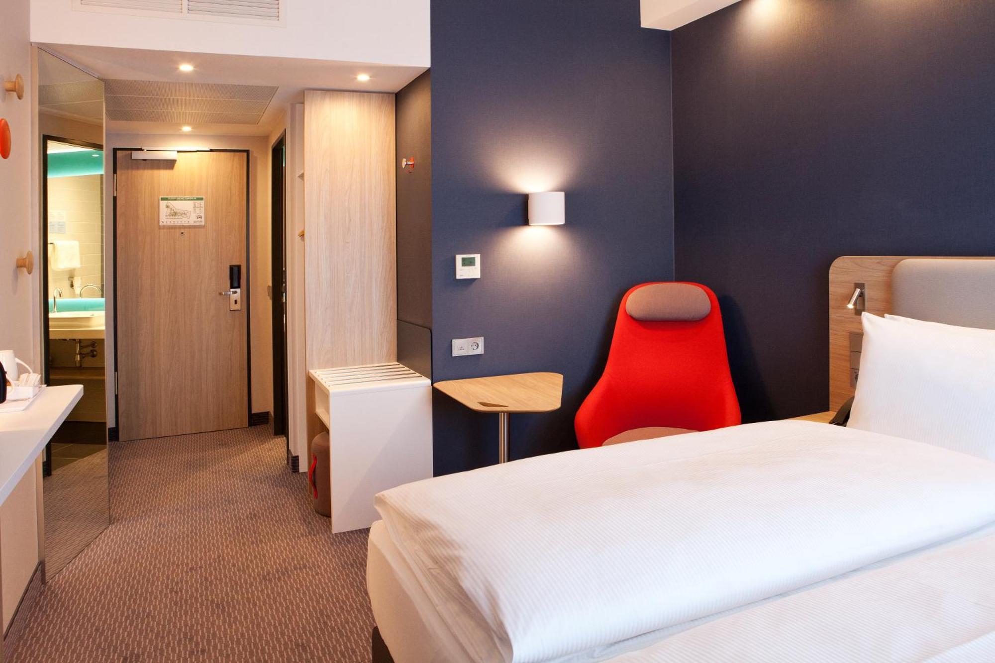Holiday Inn Express - Remscheid Esterno foto