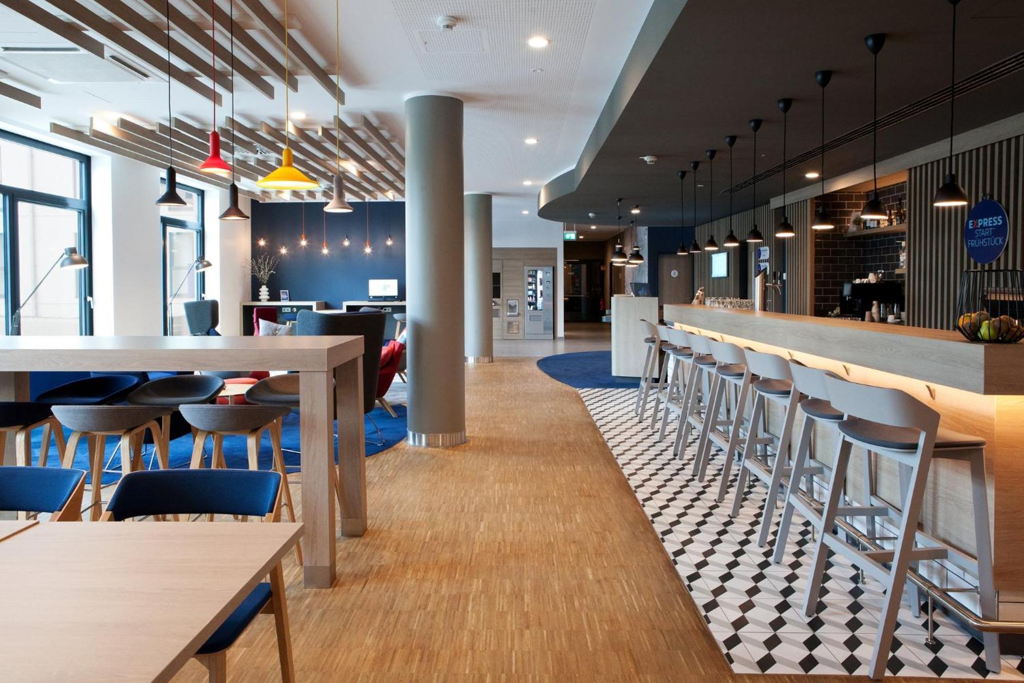 Holiday Inn Express - Remscheid Esterno foto