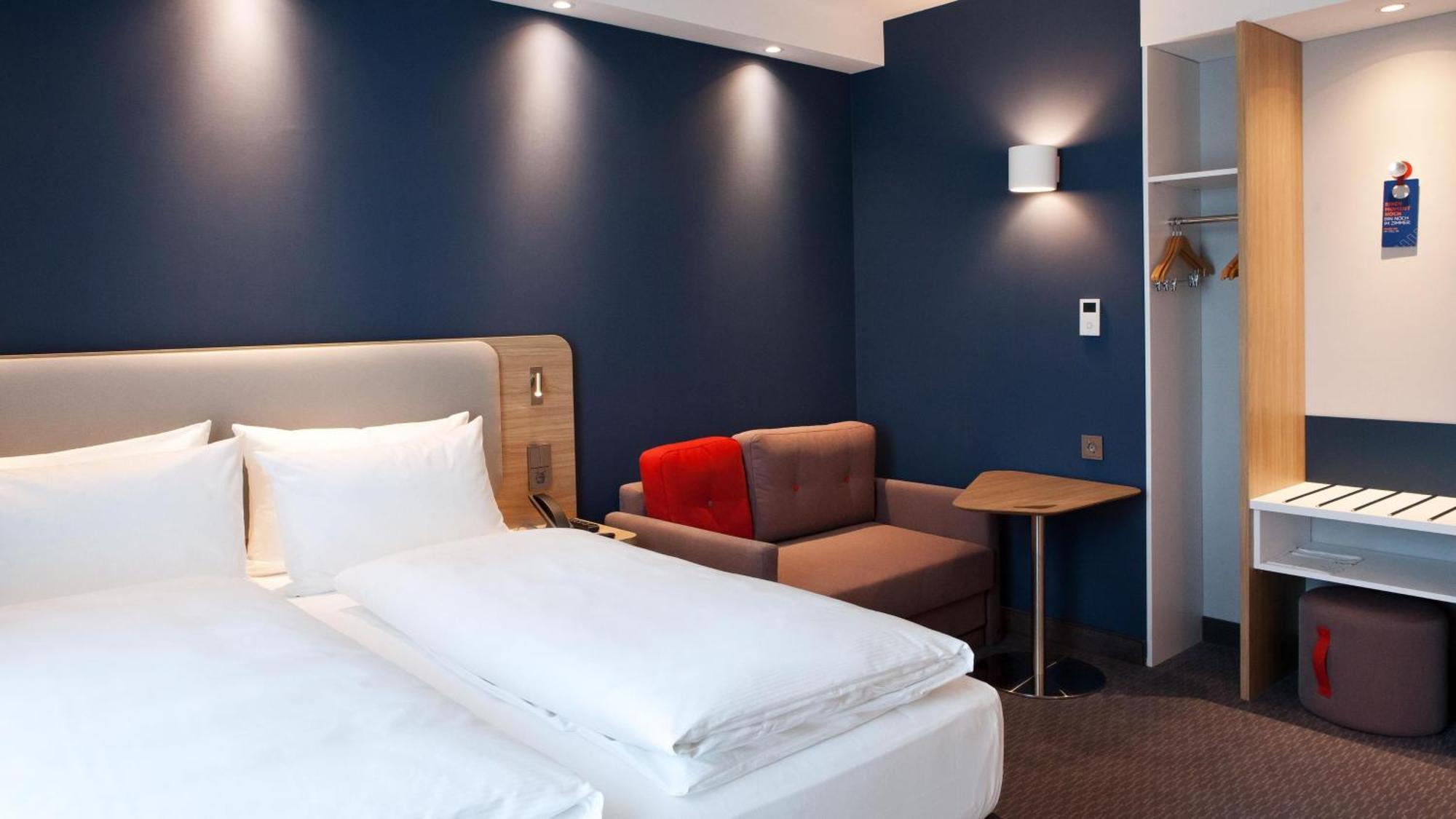 Holiday Inn Express - Remscheid Esterno foto